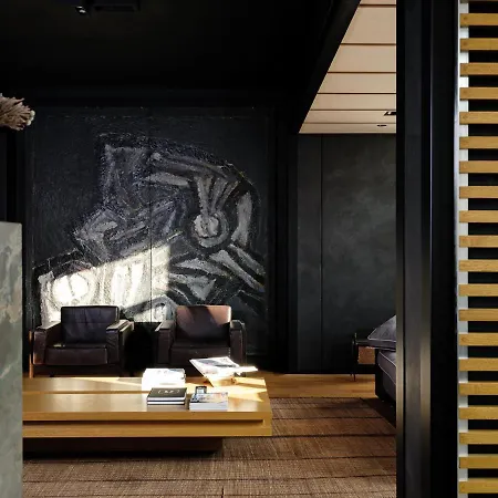 Ce Apartment *